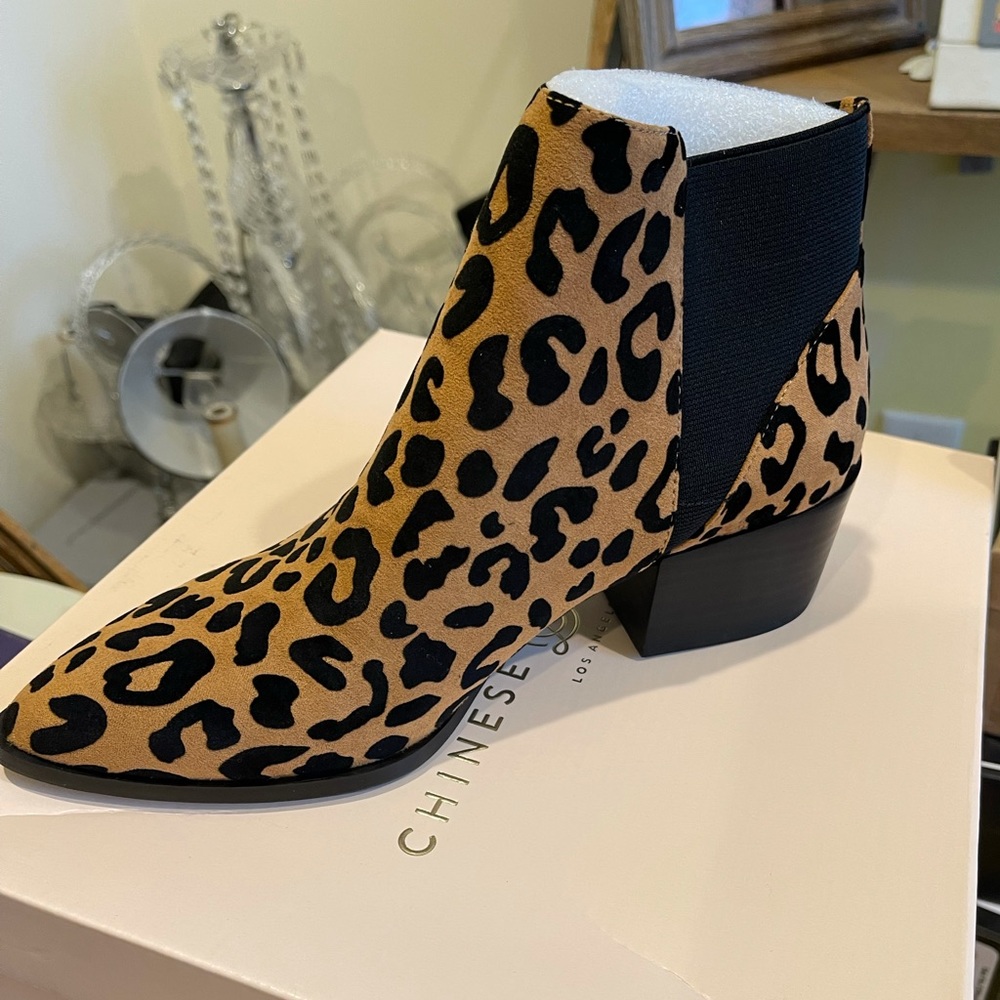New Chinese Laundry Leopard Print Booties